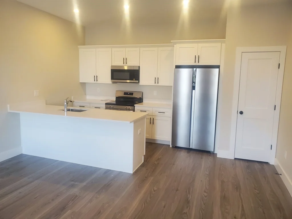 1 bed, 1 bath apartment for rent at 64 Tolman Unit 3, Dorchester — photo 3 of 17