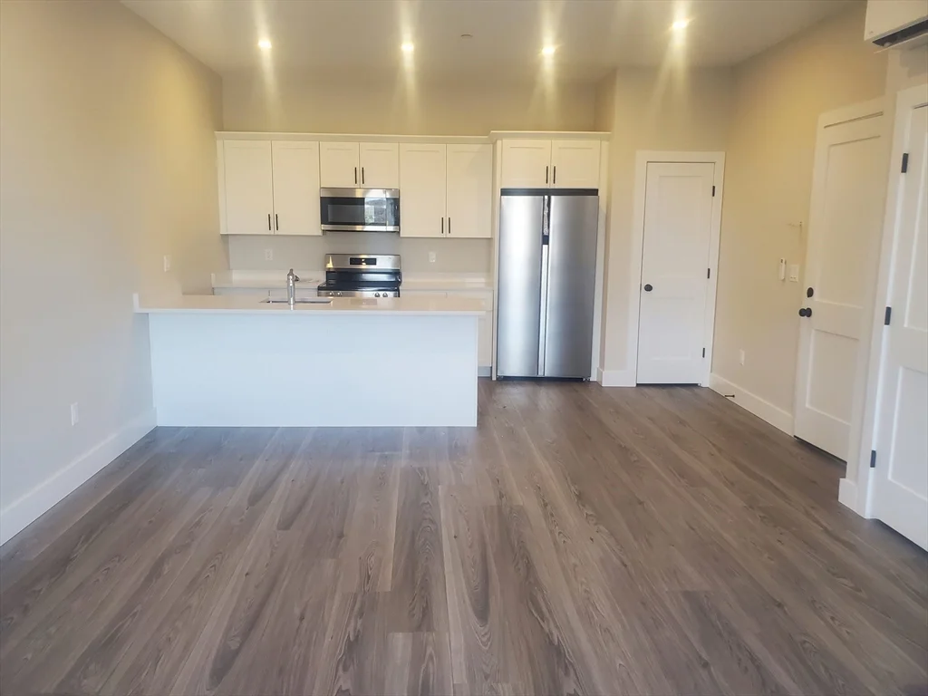 1 bed, 1 bath apartment for rent at 64 Tolman Unit 3, Dorchester — photo 5 of 17