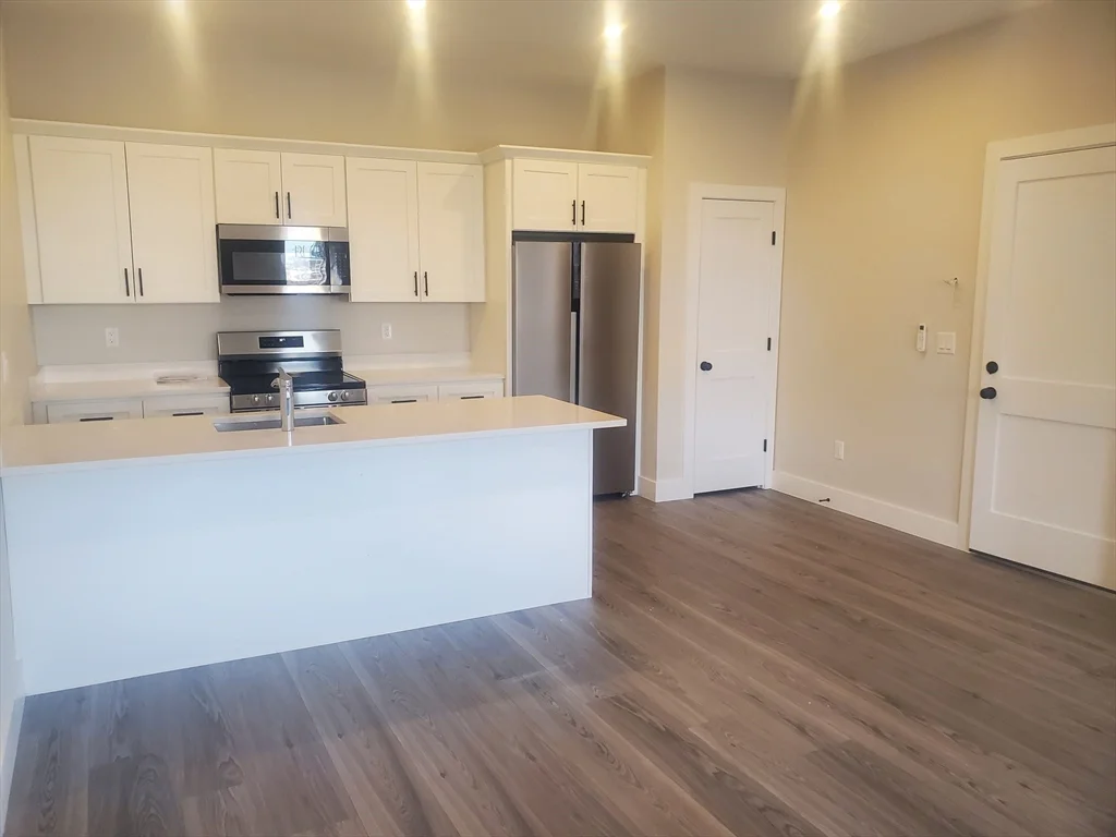1 bed, 1 bath apartment for rent at 64 Tolman Unit 3, Dorchester — photo 2 of 17