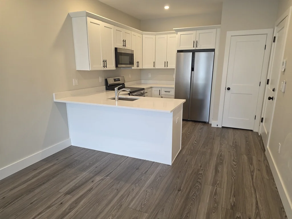2 bed, 2 bath apartment for rent at 64 Tolman Unit 5, Dorchester — photo 3 of 19