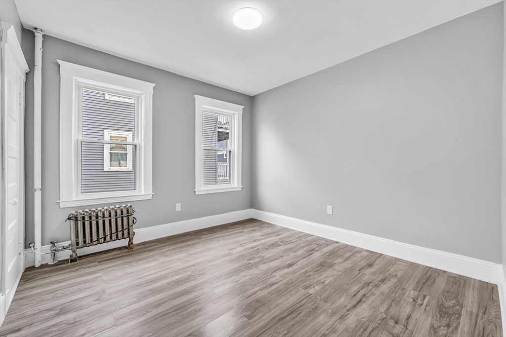 3 bed, 1 bath apartment for rent at 64 Topliff St Unit 2, Boston — photo 4 of 29