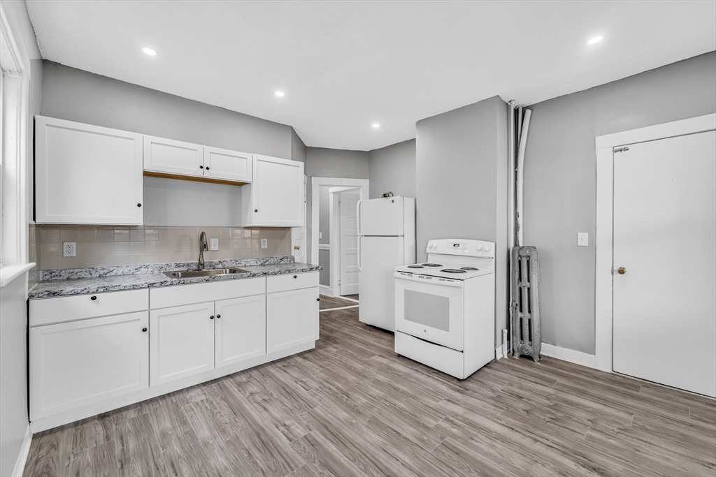 3 bed, 1 bath apartment for rent at 64 Topliff St Unit 2, Boston — photo 7 of 29
