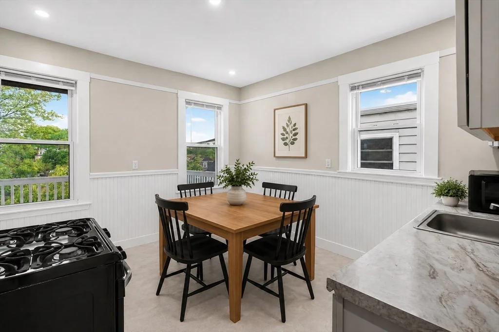 3 bed, 1 bath apartment for rent at 64 Topliff Unit 3, Dorchester — photo 15 of 36