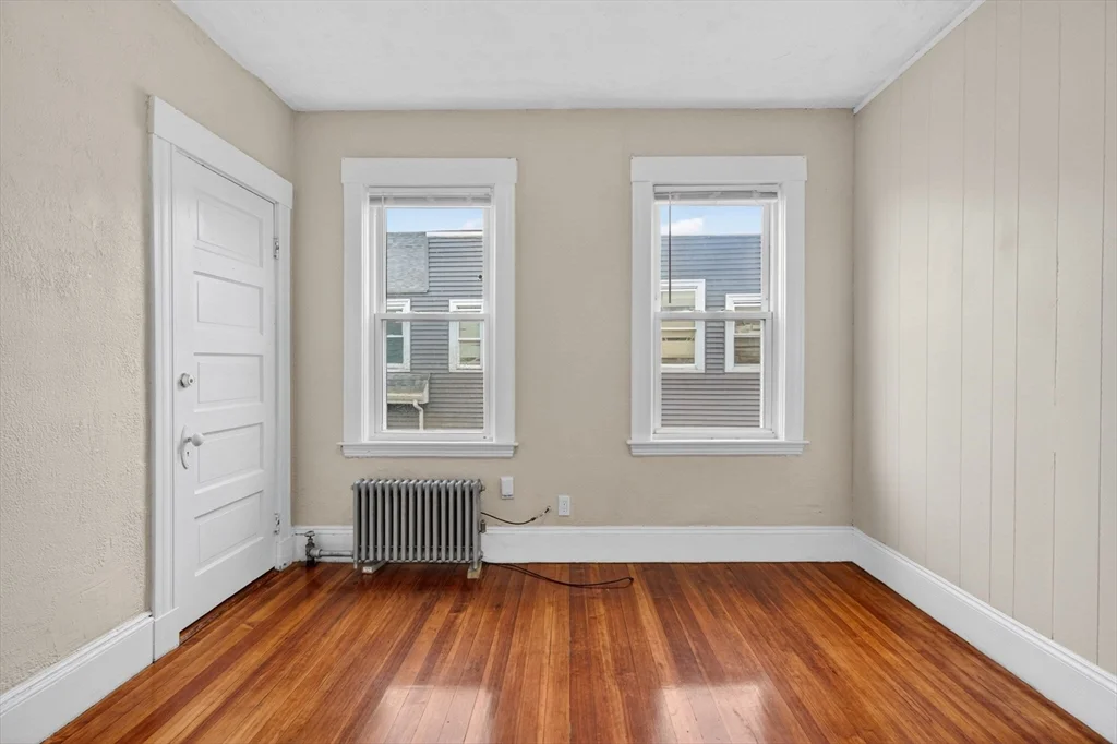 3 bed, 1 bath apartment for rent at 64 Topliff Unit 3, Dorchester — photo 10 of 36