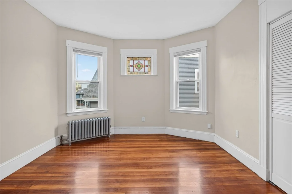 3 bed, 1 bath apartment for rent at 64 Topliff Unit 3, Dorchester — photo 13 of 36