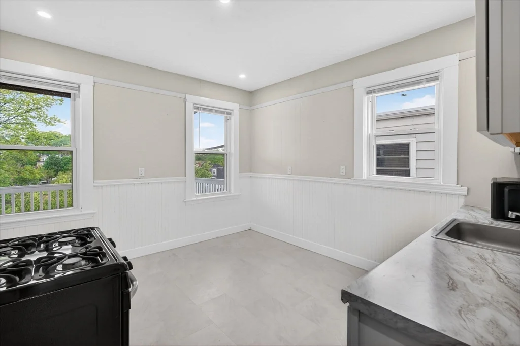3 bed, 1 bath apartment for rent at 64 Topliff Unit 3, Dorchester — photo 16 of 36