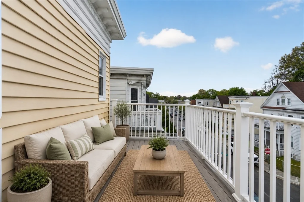 3 bed, 1 bath apartment for rent at 64 Topliff Unit 3, Dorchester — photo 24 of 36