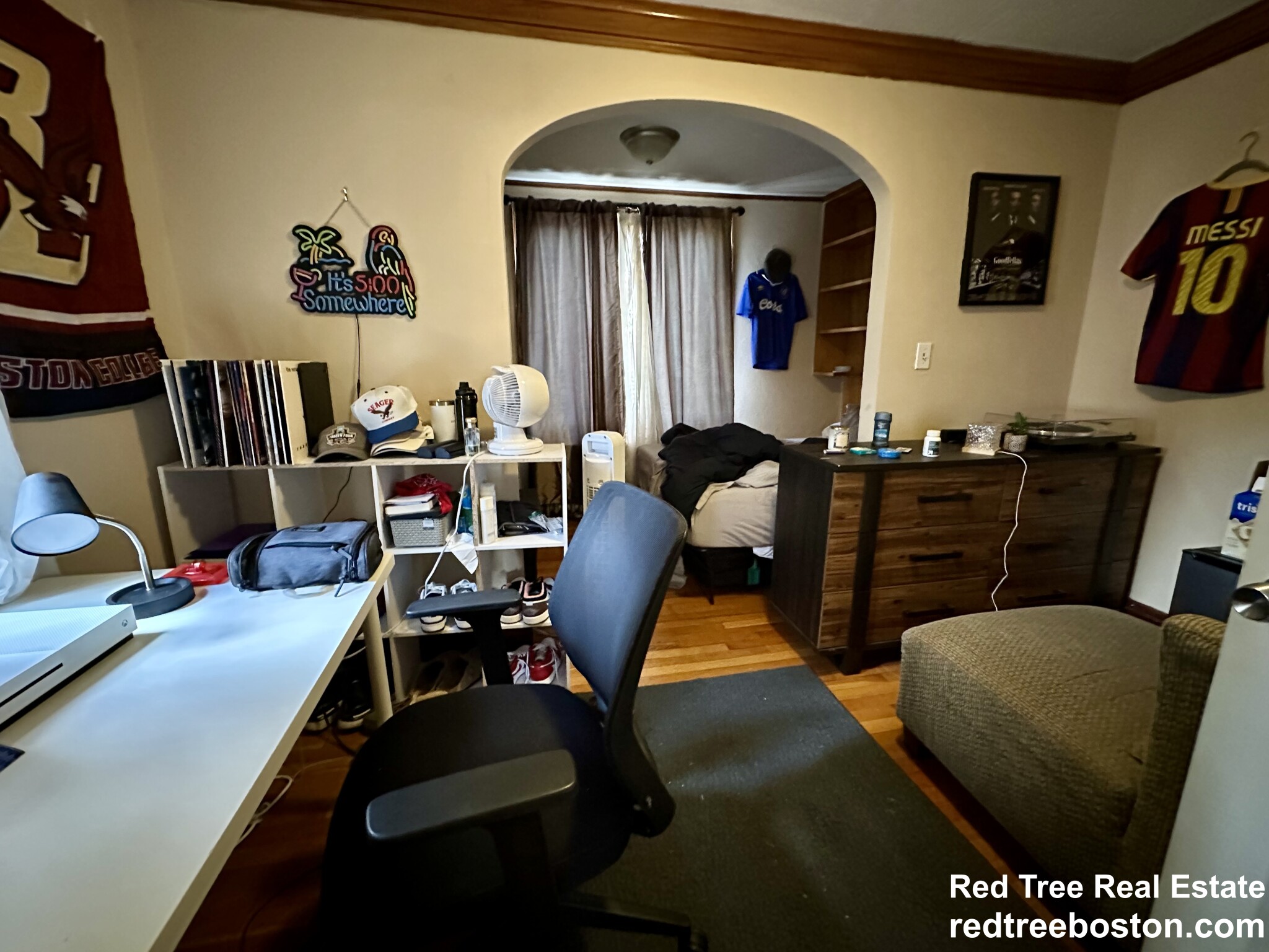 8+ bed, 4+ bath apartment for rent at 64 Undine Rd, Brighton — photo 8 of 24