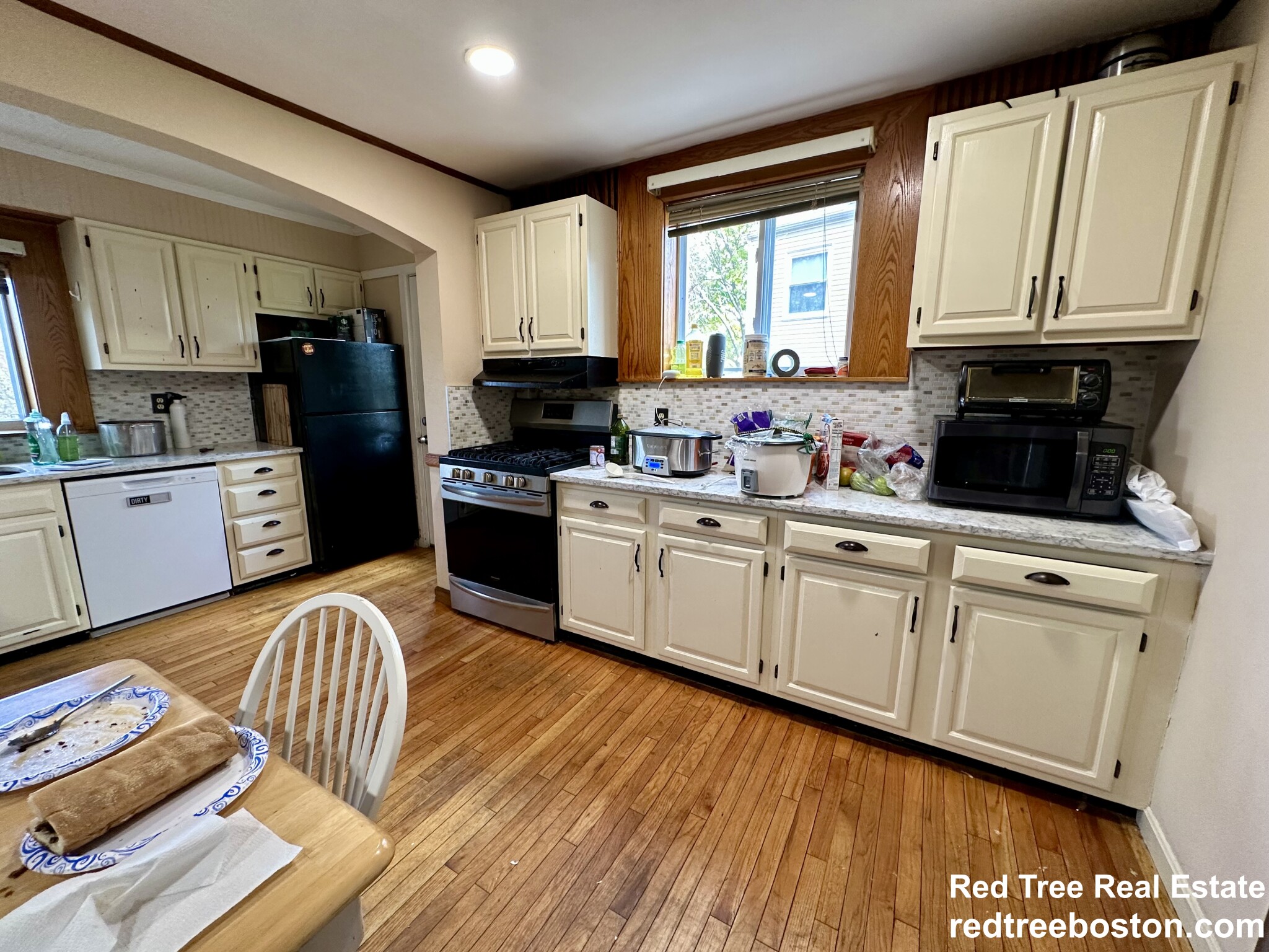 8+ bed, 4+ bath apartment for rent at 64 Undine Rd, Brighton — photo 3 of 24