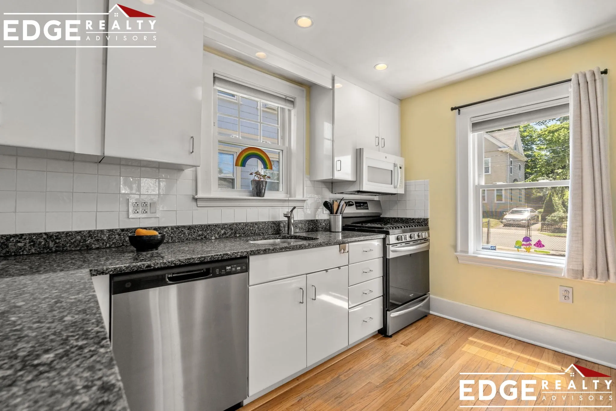3 bed, 1.5 bath apartment for rent at 64 Union St Unit 1, Watertown — photo 1 of 17