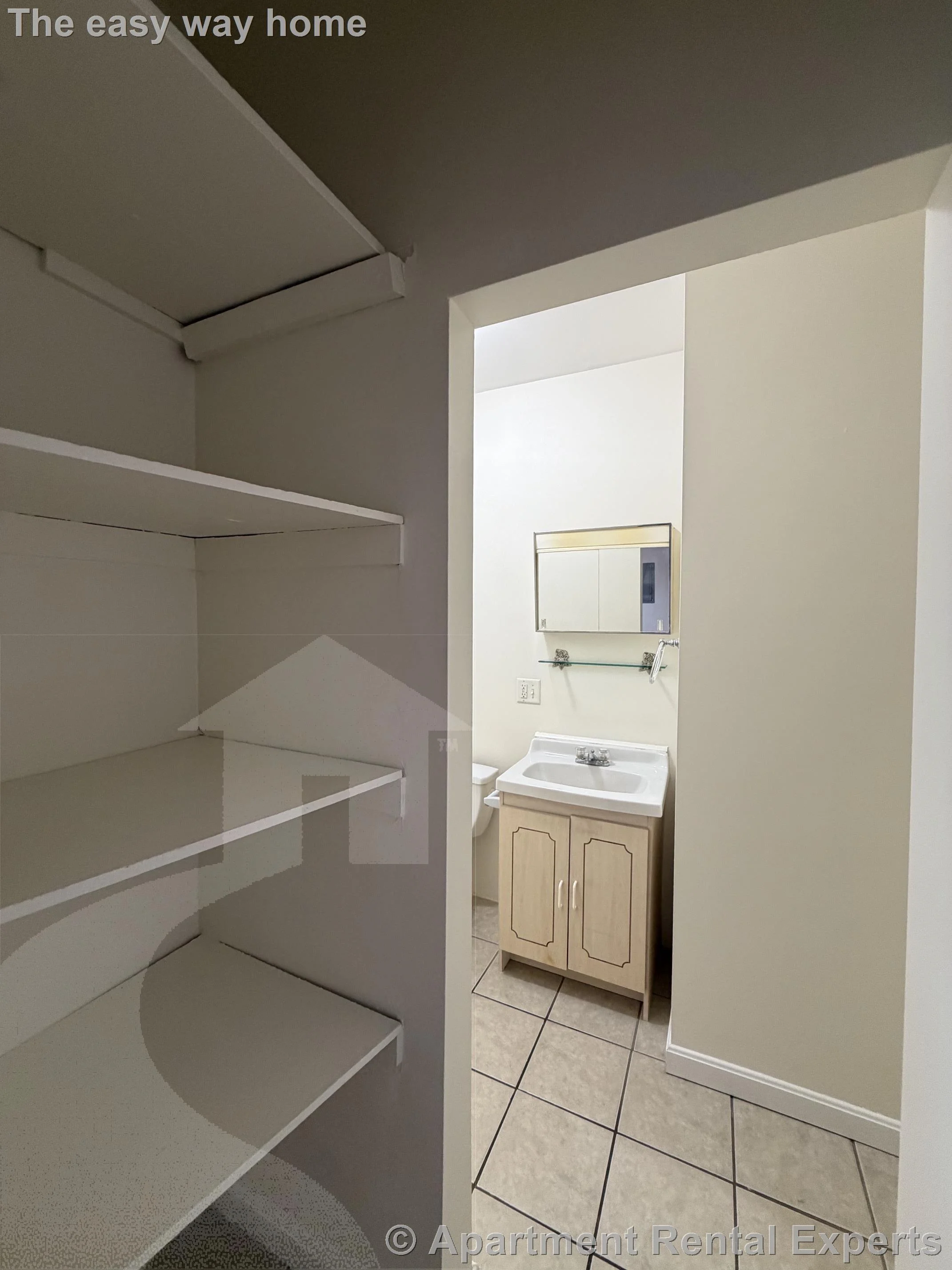 Studio bed, 1 bath apartment for rent at 64 Vinal Ave Unit 3, Spring Hill — photo 8 of 9
