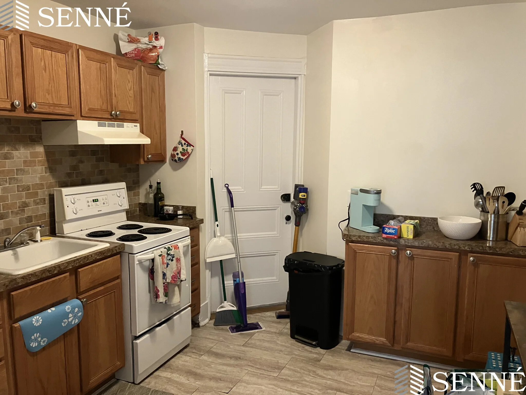2 bed, 1 bath apartment for rent at 64 Vinal Ave Unit 4, Union Square — photo 3 of 13