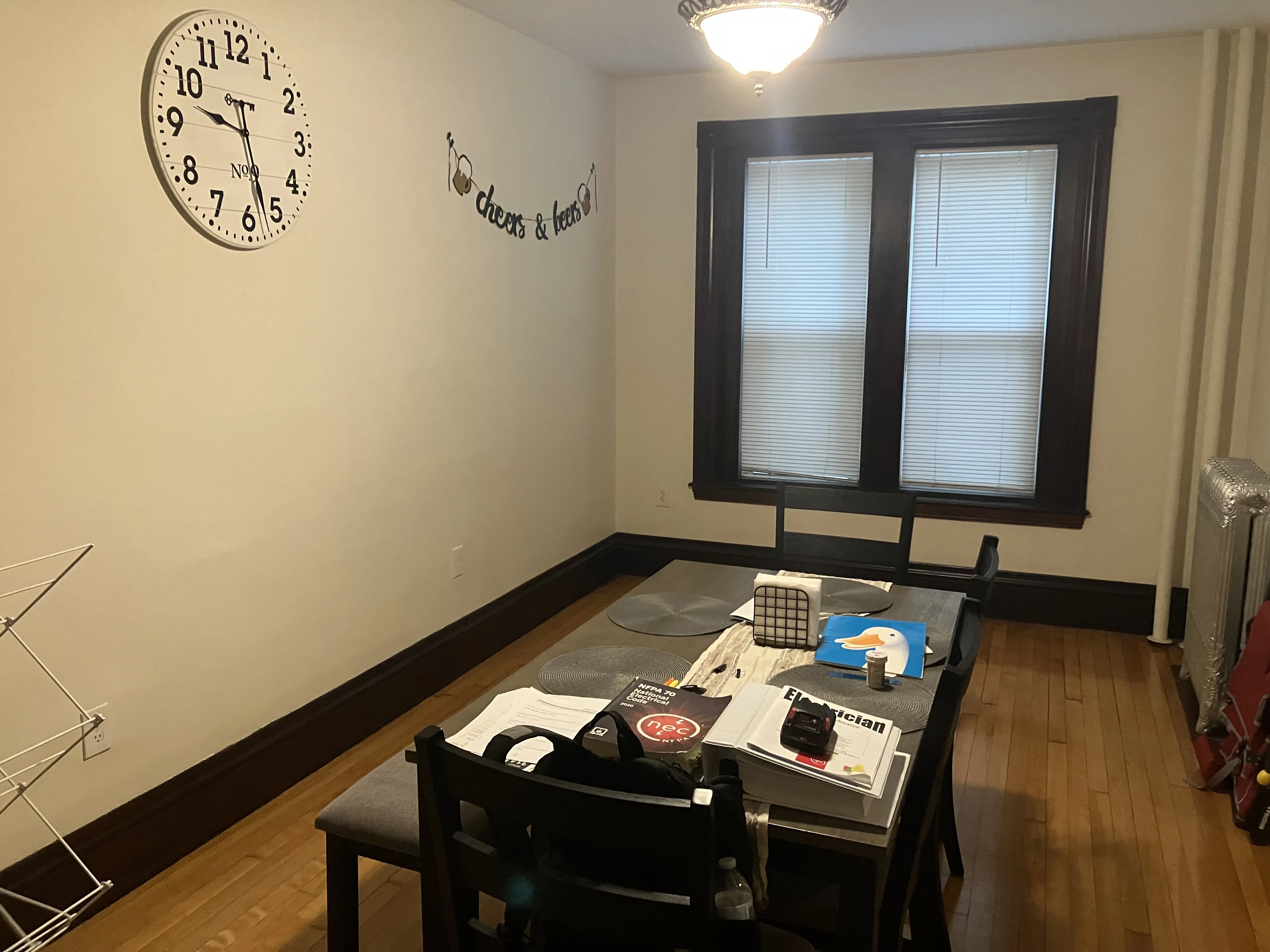 2 split bed, 1 bath apartment for rent at 64 Vinal Ave Unit A, Union Square — photo 4 of 12