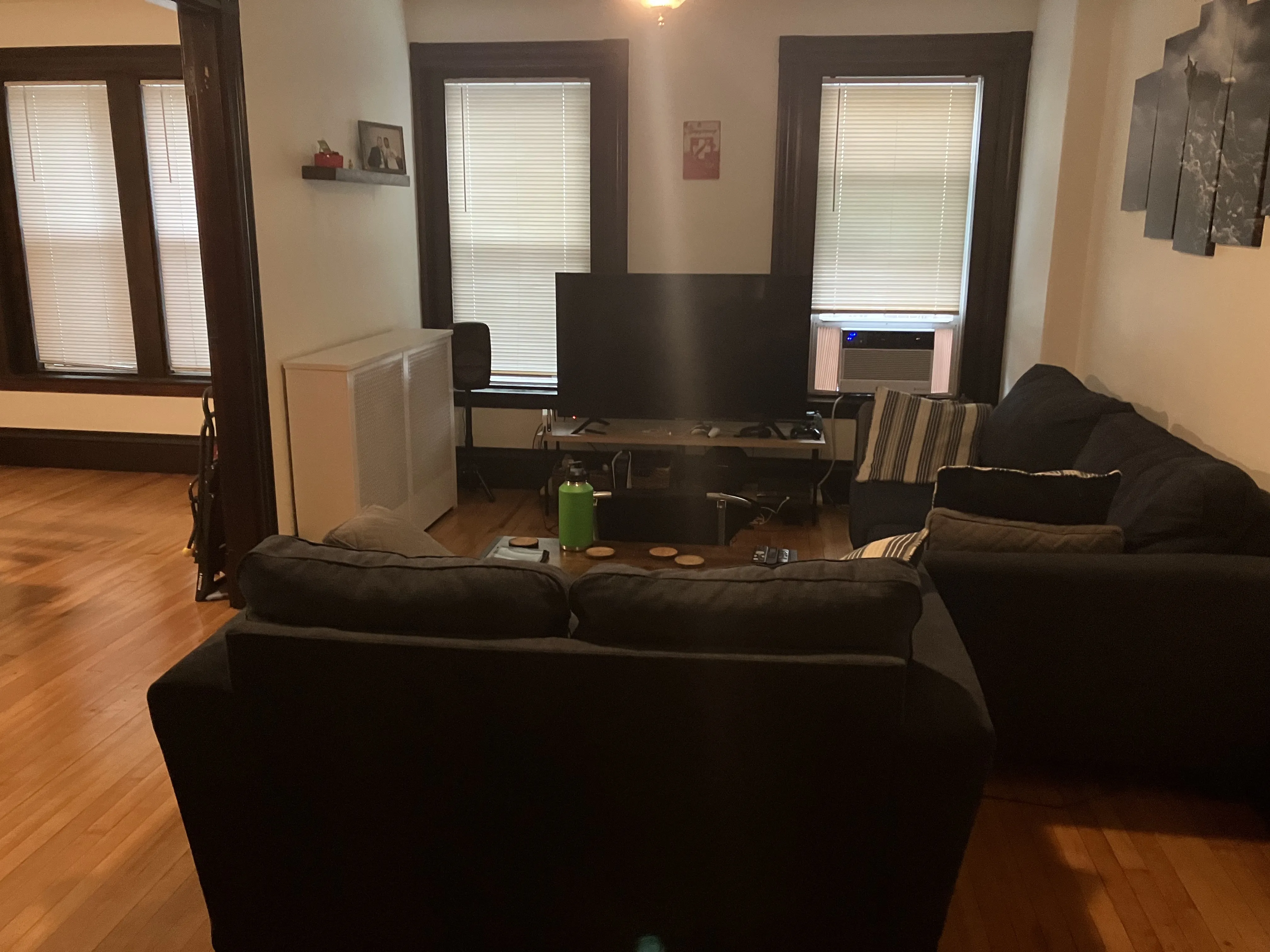 2 split bed, 1 bath apartment for rent at 64 Vinal Ave Unit A, Union Square — photo 7 of 12