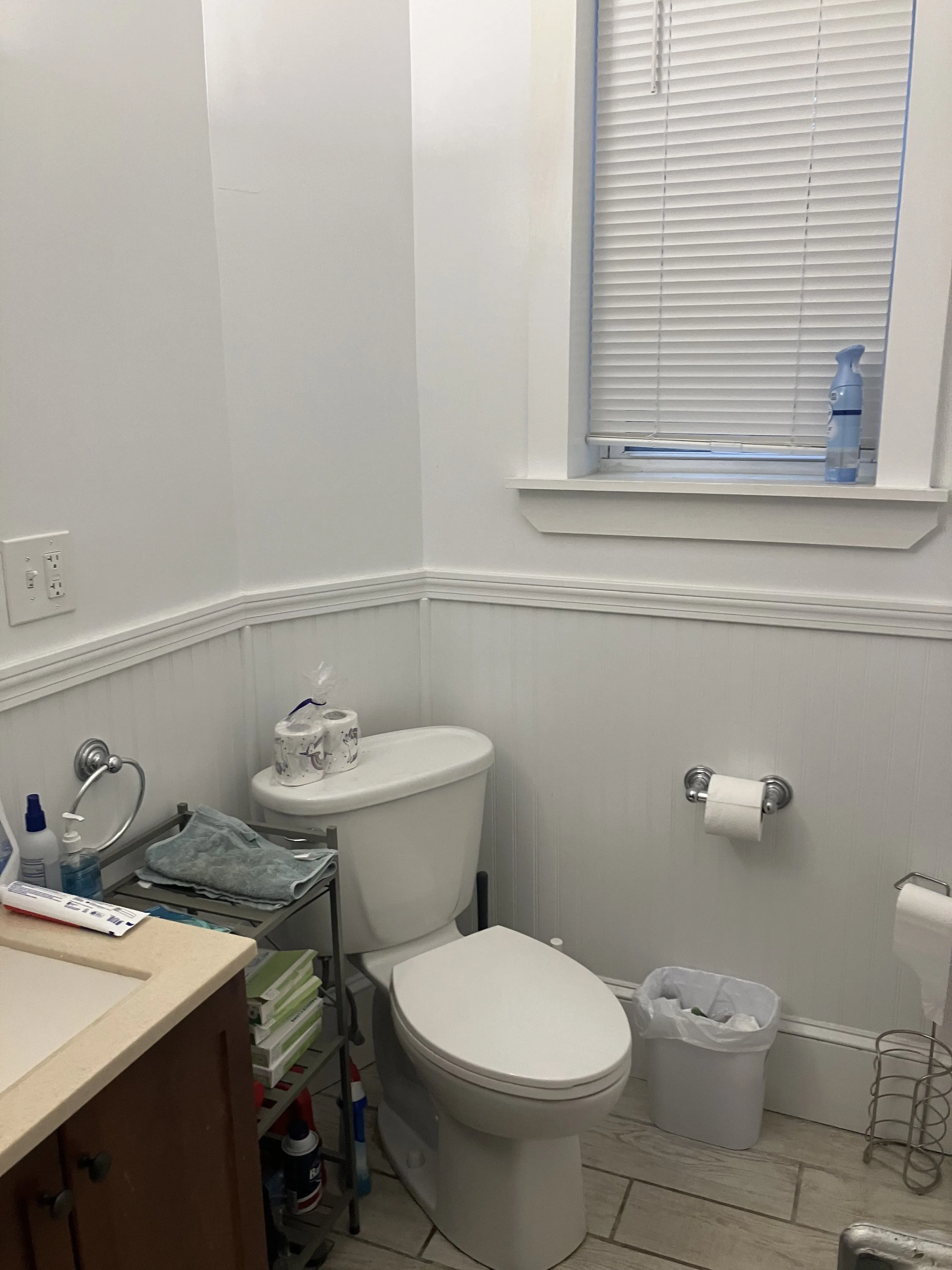 2 split bed, 1 bath apartment for rent at 64 Vinal Ave Unit A, Union Square — photo 9 of 12