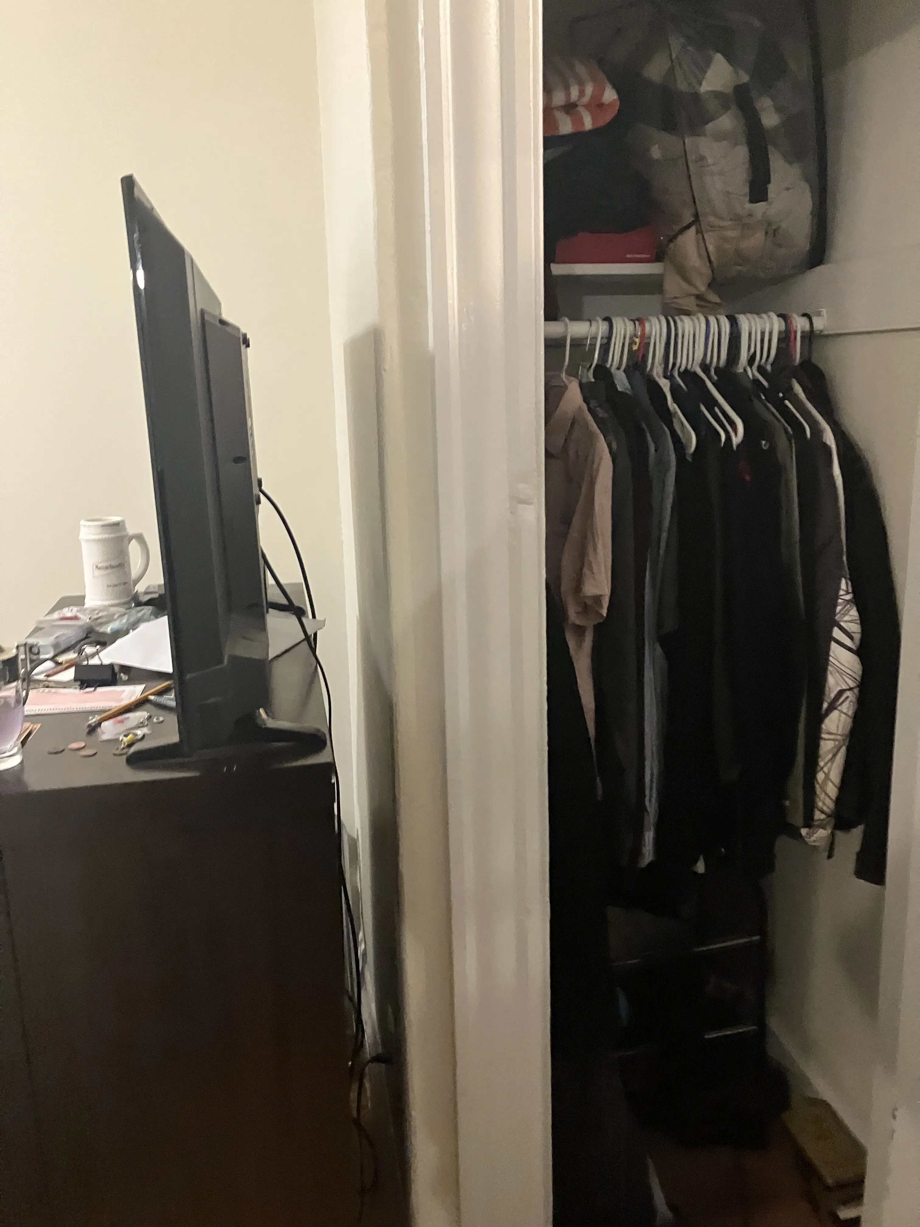 2 split bed, 1 bath apartment for rent at 64 Vinal Ave Unit A, Union Square — photo 11 of 12