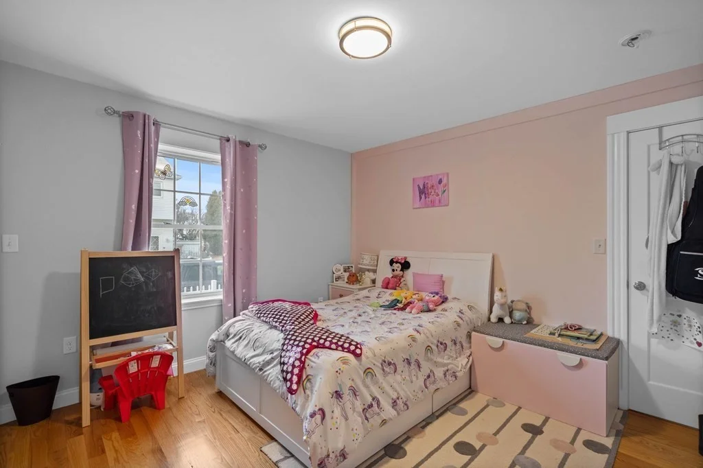 5 bed, 4+ bath apartment for rent at 64 Waltham St Unit 1, Watertown — photo 13 of 32