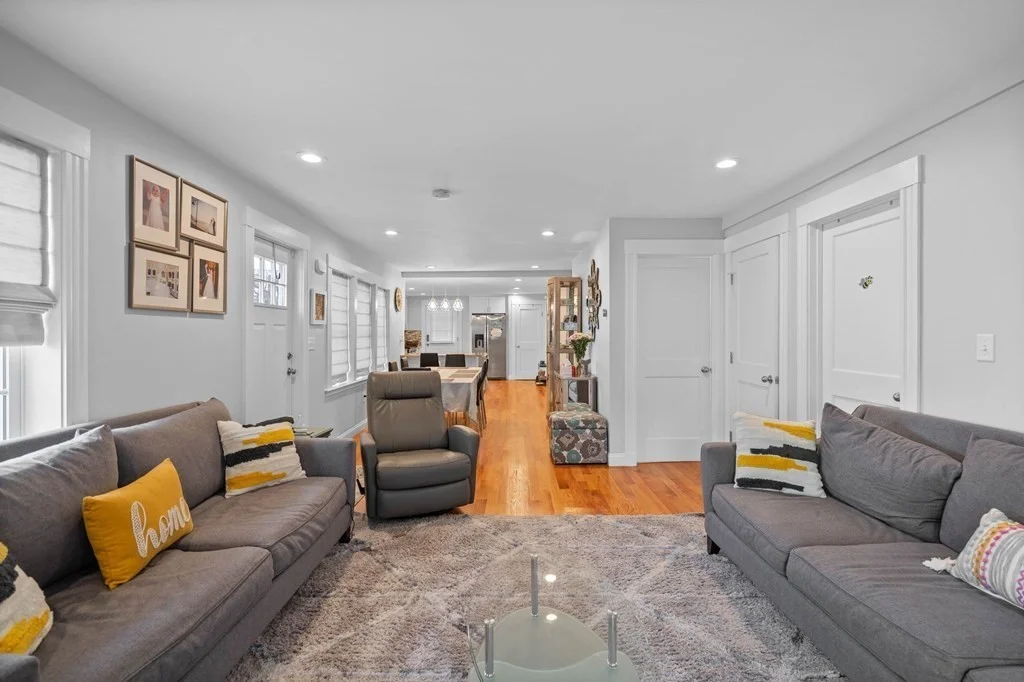 5 bed, 4+ bath apartment for rent at 64 Waltham St Unit 1, Watertown — photo 8 of 32