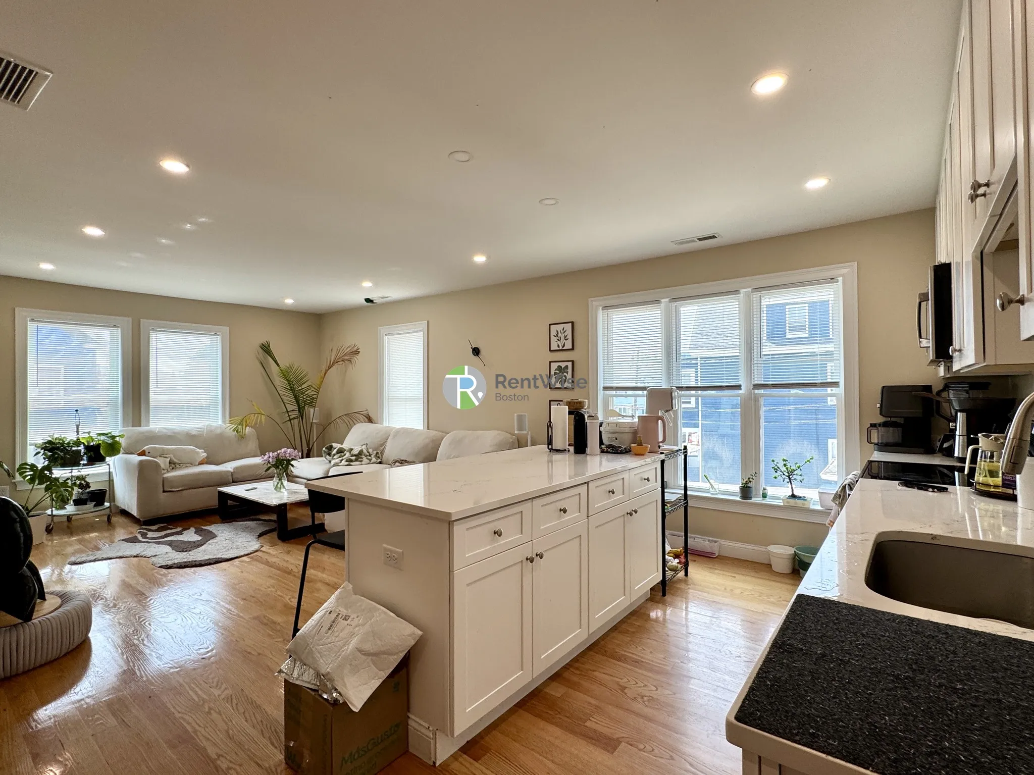 4 bed, 3 bath apartment for rent at 64 Waverly St Unit 1, Brighton — photo 2 of 17