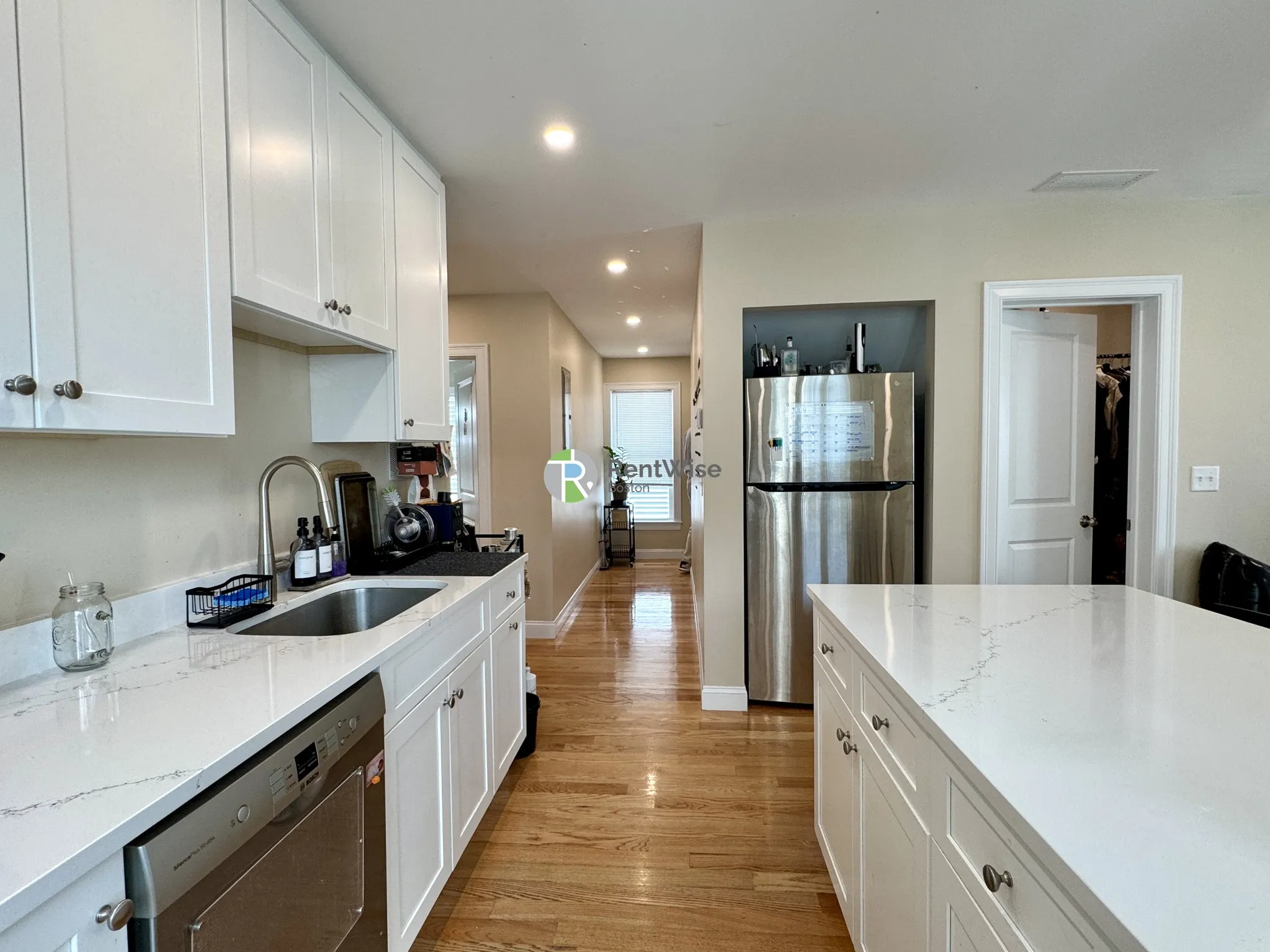 4 bed, 3 bath apartment for rent at 64 Waverly St Unit 1, Brighton — photo 5 of 17