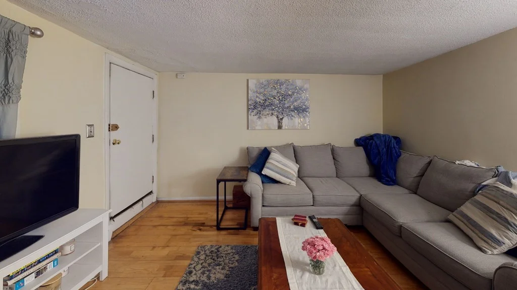 1 bed, 1 bath apartment for rent at 64 West Cedar Unit 1, Beacon Hill — photo 5 of 7