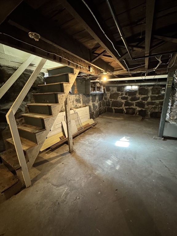 2 bed, 1 bath apartment for rent at 64 West St Unit 64, Quincy — photo 14 of 14