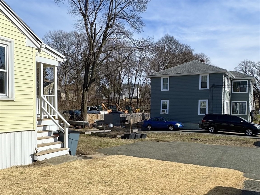 2 bed, 1 bath apartment for rent at 64 West St Unit 64, Quincy — photo 3 of 14