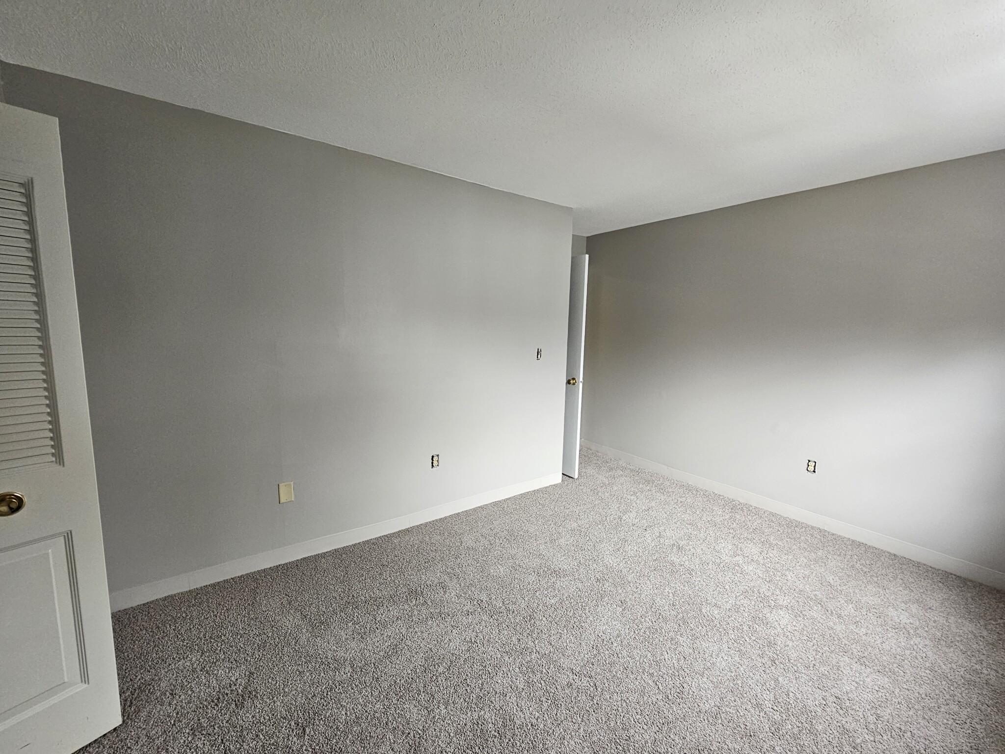 3 bed, 2 bath apartment for rent at 64 Westwind Rd Unit 64, Dorchester — photo 12 of 15