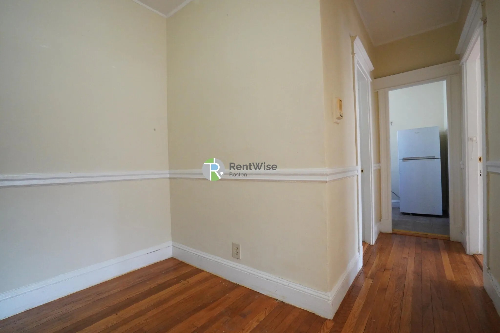 Studio bed, 1 bath apartment for rent at 64 Woodstock Ave Unit 15, Brighton — photo 5 of 19