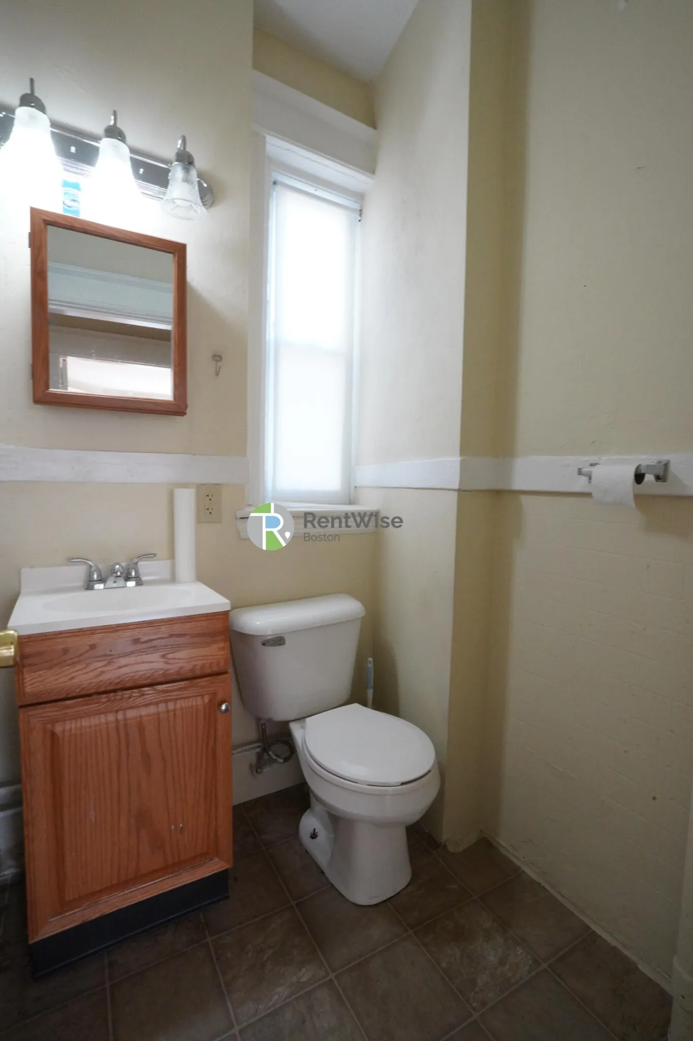 Studio bed, 1 bath apartment for rent at 64 Woodstock Ave Unit 15, Brighton — photo 13 of 19