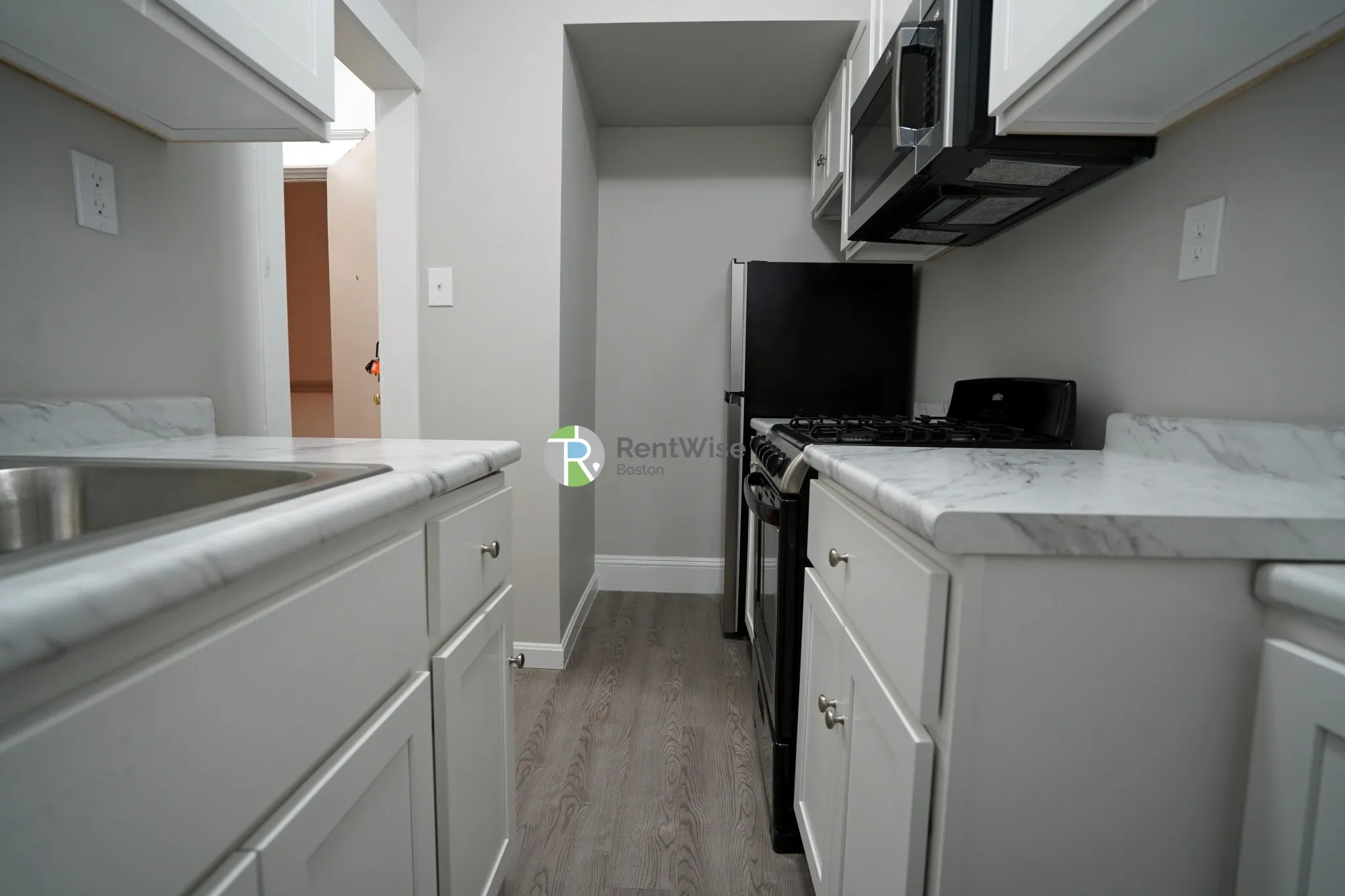 Studio bed, 1 bath apartment for rent at 64 Woodstock Ave Unit 4, Brighton — photo 9 of 16
