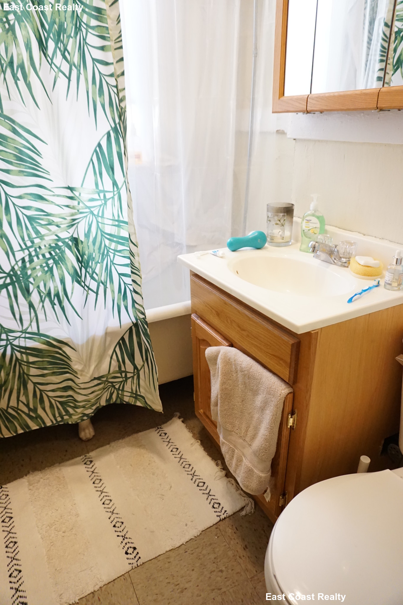Studio bed, 1 bath apartment for rent at 64 Woodstock Ave Unit 9, Brighton — photo 4 of 10