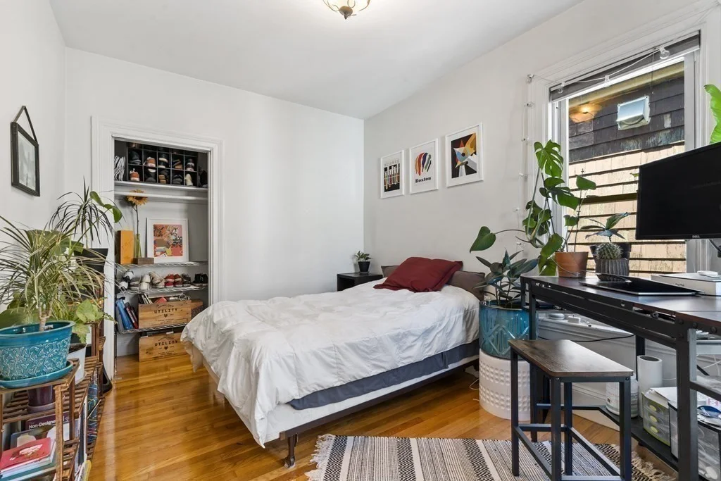 2 bed, 1 bath apartment for rent at 640-642 E 5th St Unit 2, South Boston — photo 8 of 13