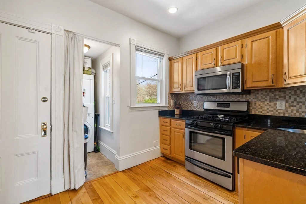 2 bed, 1 bath apartment for rent at 640-642 E 5th St Unit 2, South Boston — photo 3 of 13