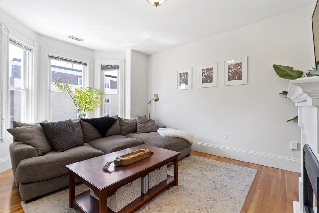 2 bed, 1 bath apartment for rent at 640-642 E 5th St Unit 2, South Boston — photo 5 of 13