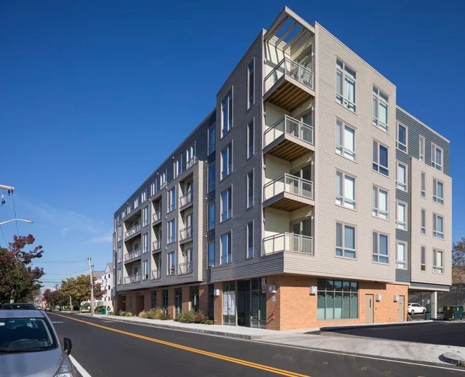 2 bed, 2 bath apartment for rent at 640 Boston Ave Unit 2-10, Tufts University — photo 2 of 27