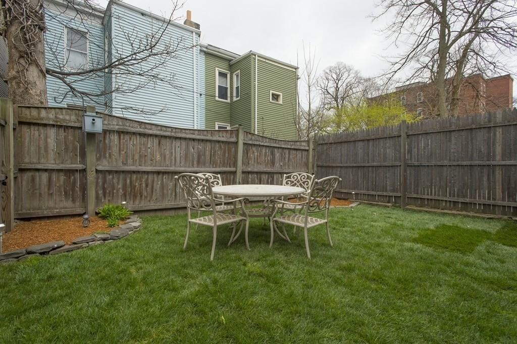 2 bed, 1 bath apartment for rent at 640-642 E 5th St Unit 1, South Boston — photo 3 of 13