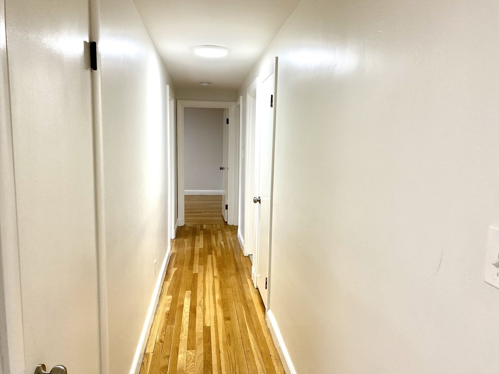 3 bed, 1 bath apartment for rent at 640 Lagrange Unit 1, West Roxbury — photo 12 of 12
