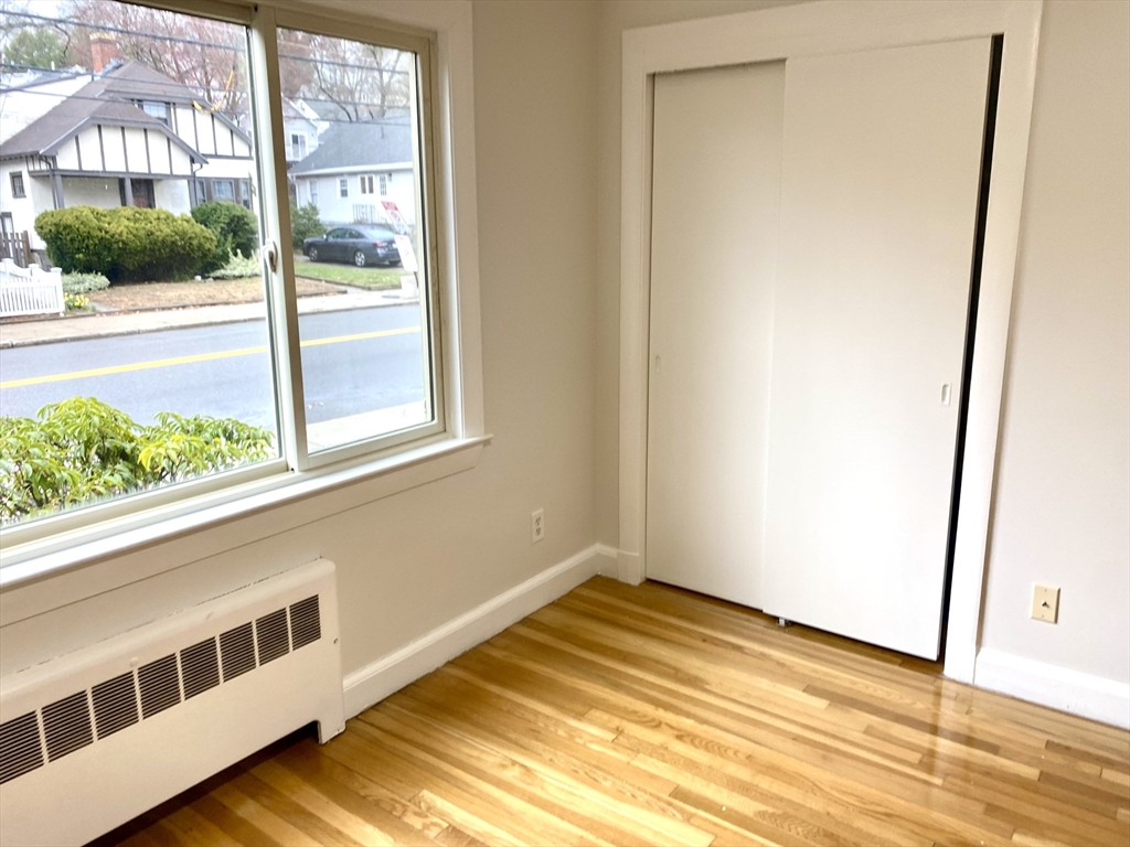 3 bed, 1 bath apartment for rent at 640 Lagrange Unit 1, West Roxbury — photo 11 of 12