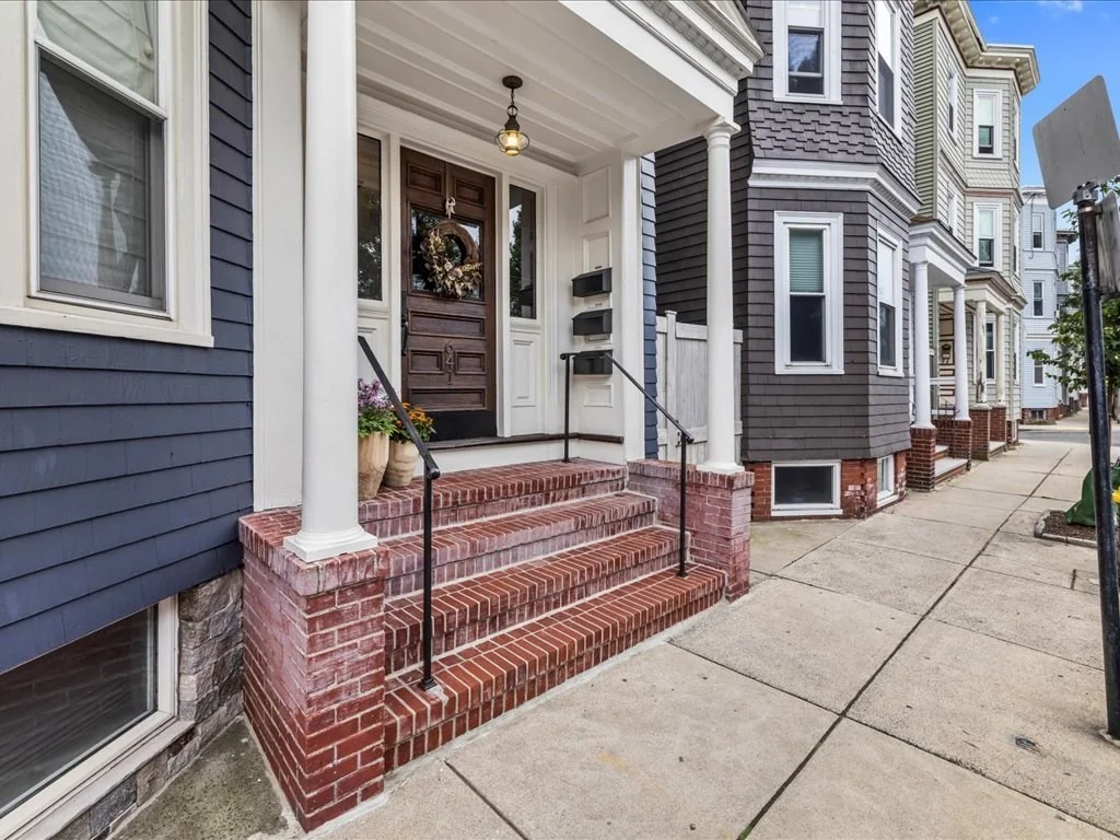 2 bed, 2 bath apartment for rent at 641 E 8th St Unit 3, South Boston