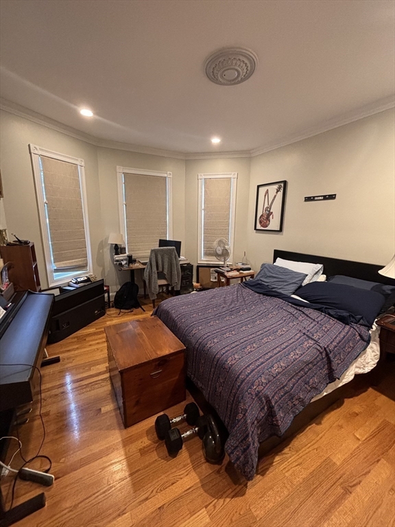 3 bed, 2 bath apartment for rent at 641 E 8th Unit 1, South Boston — photo 9 of 18