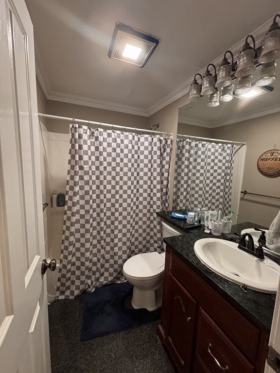 3 bed, 2 bath apartment for rent at 641 E 8th Unit 1, South Boston — photo 14 of 18