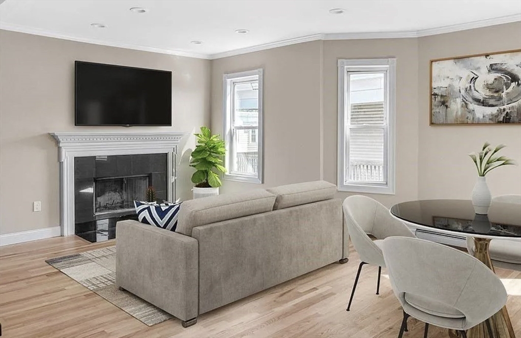 3 bed, 2 bath apartment for rent at 641 E 8th Unit 1, South Boston