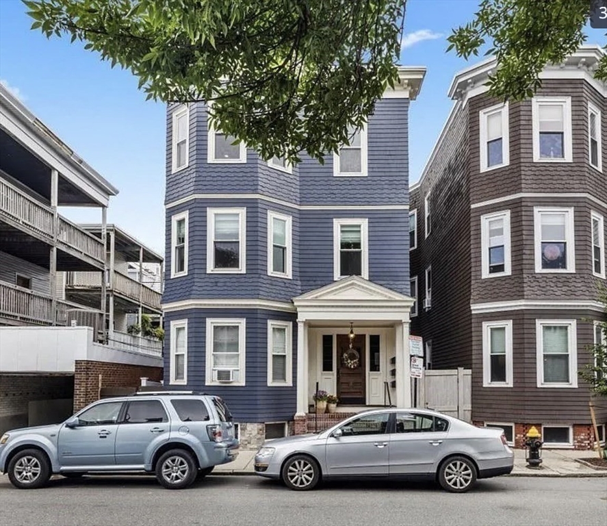 3 bed, 2 bath apartment for rent at 641 E 8th Unit 1, South Boston — photo 18 of 18