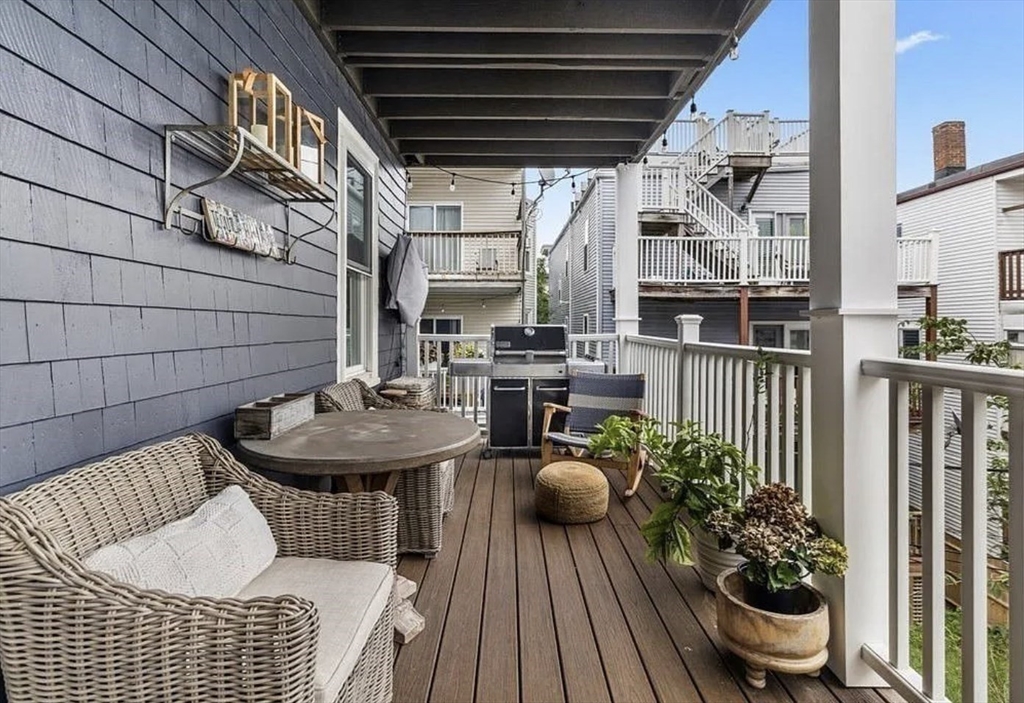 3 bed, 2 bath apartment for rent at 641 E 8th Unit 1, South Boston — photo 6 of 18