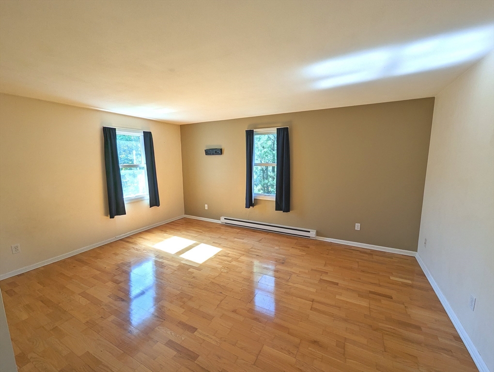 2 bed, 1 bath apartment for rent at 641-R S Washington St Unit 17, North Attleboro — photo 11 of 15