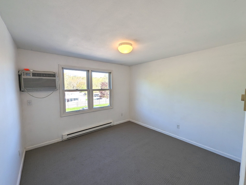 2 bed, 1 bath apartment for rent at 641-R S Washington St Unit 17, North Attleboro — photo 10 of 15