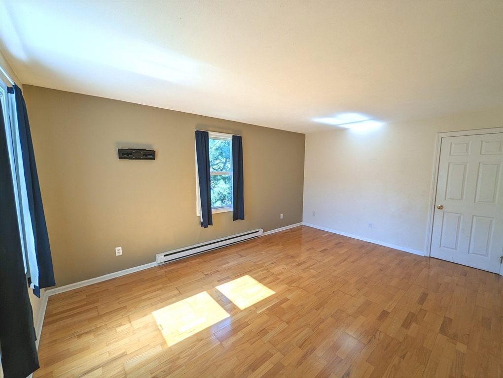 2 bed, 1 bath apartment for rent at 641-R S Washington St Unit 17, North Attleboro — photo 6 of 15