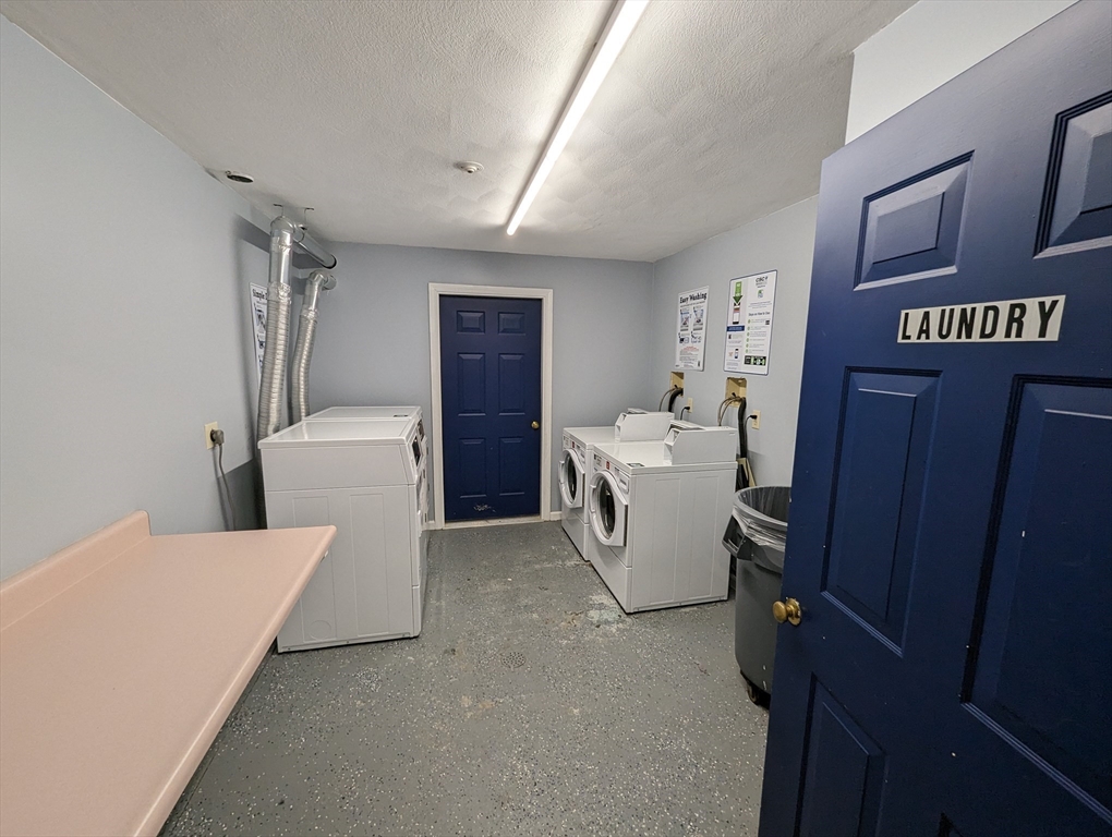 2 bed, 1 bath apartment for rent at 641-R S Washington St Unit 17, North Attleboro — photo 13 of 15
