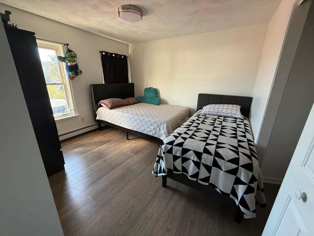 3 bed, 1 bath apartment for rent at 642-648 Eastern Ave Unit 3, Lynn — photo 5 of 7